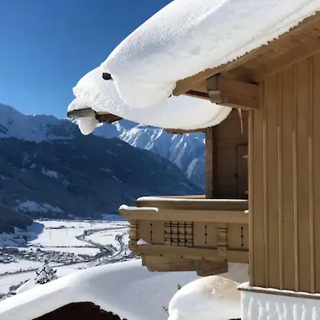 Tuffo Chalet Bramberg *